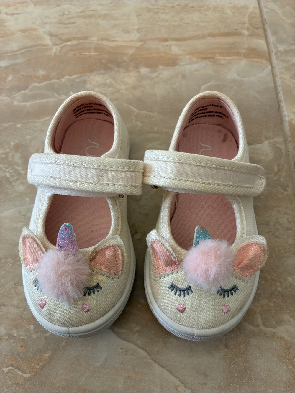 Toddler size 5 Girl Unicorn Pink Velcro Sneakers Shoes